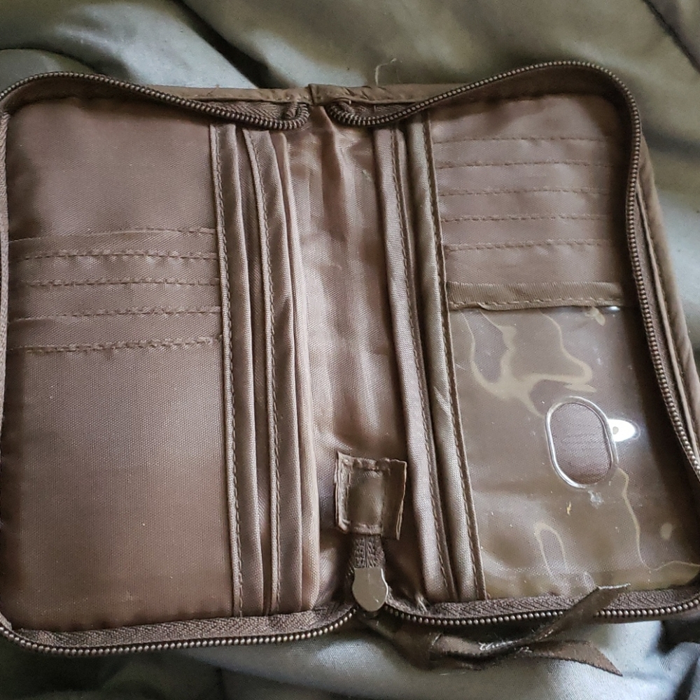 Wallet - Picture 2 of 3